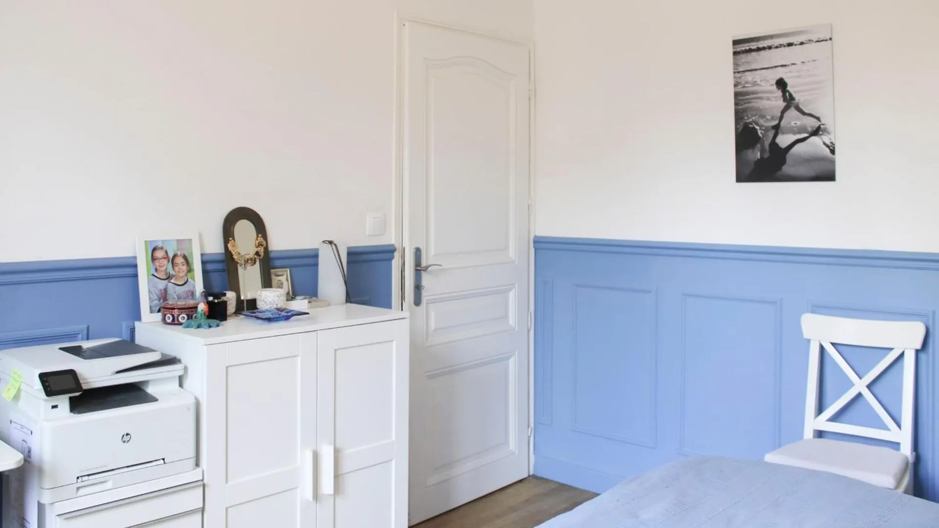 Apartment Spacious Family Nest Facing Square Des Epinette Paris